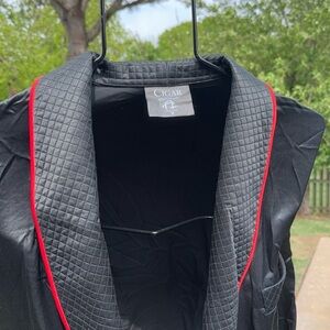 NOS Vintage Silk Black Cigar Aficionado Smoking Jacket Robe Quilted M To Die For